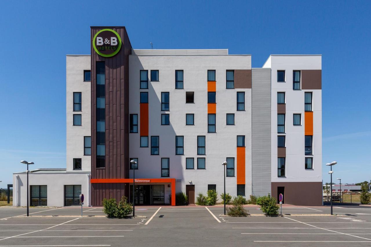 B&B Hotel Les Herbiers Exterior photo